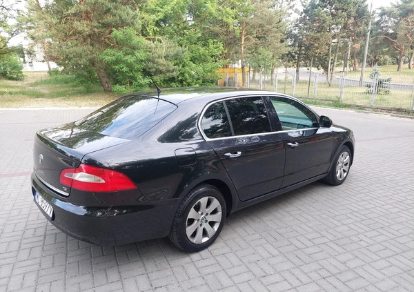 Skoda Superb cena 20000 przebieg: 249100, rok produkcji 2009 z Legionowo małe 37